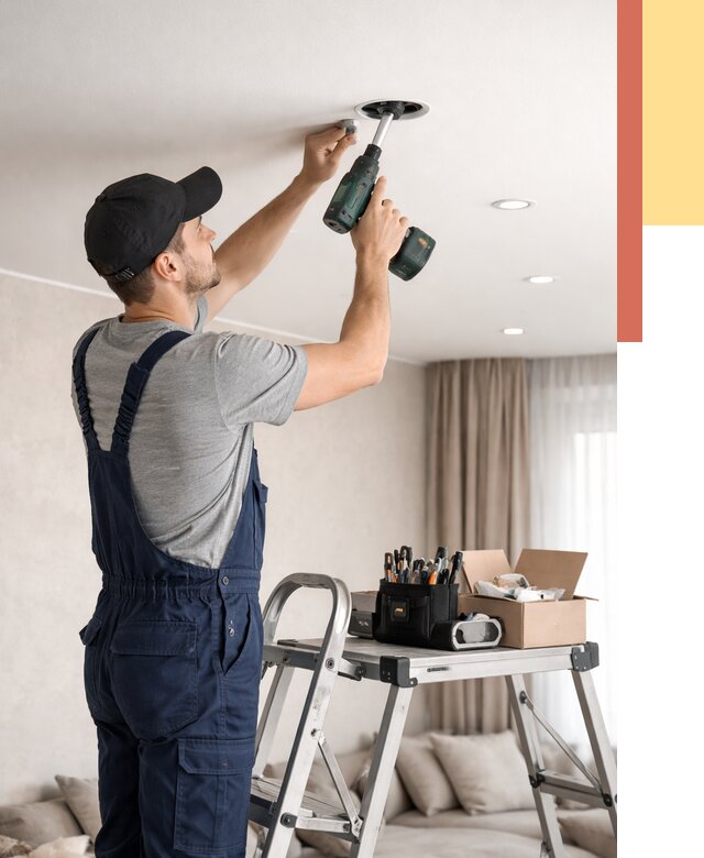 Установка и монтаж точечных светильников в натяжной потолок в Нерюнгри от 1955 руб. | ОТДЕЛОЧНИК-Нрю